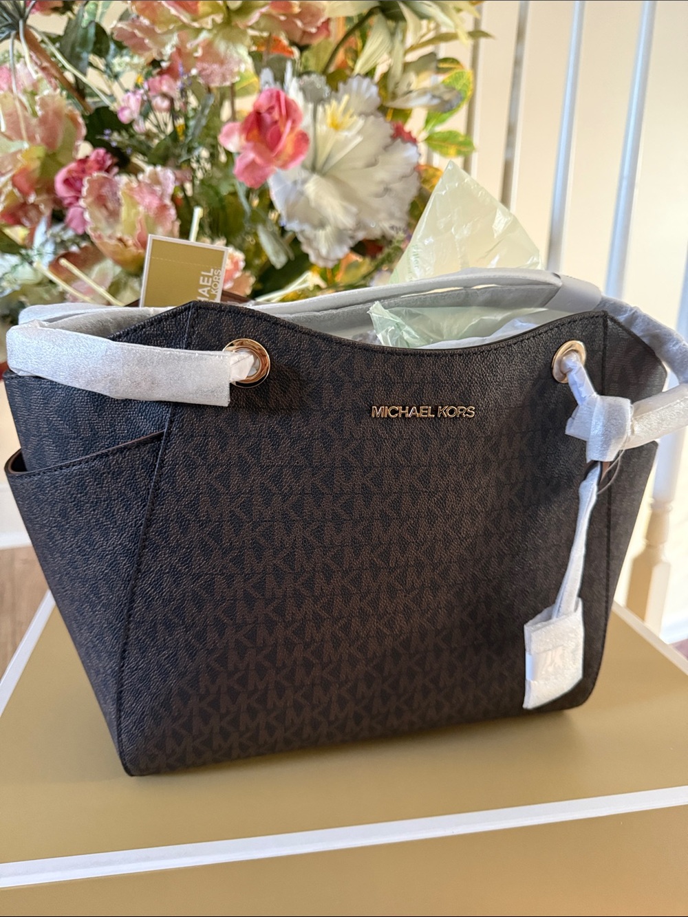 Michael Kors Jet Set Travel Large Chain Shoulder Tote11x10